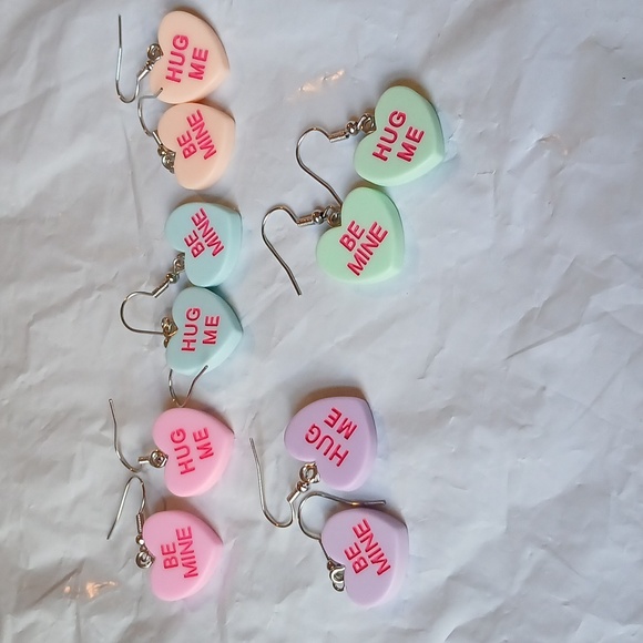 Valentine'S Day Resin Heart Earrings - Picture 6 of 6